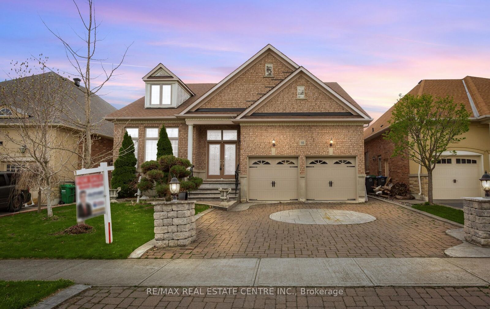 Property Photo: 15 Concorde Drive ON L6P 1V3
