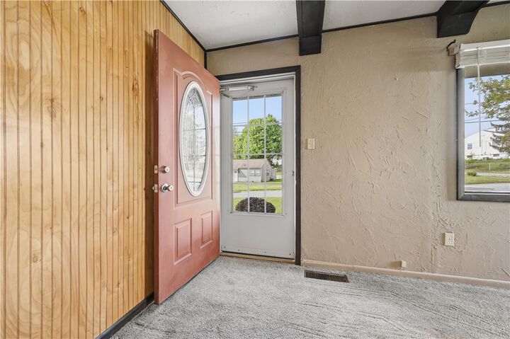 Property Photo:  72 Sycamore Street  PA 15009 