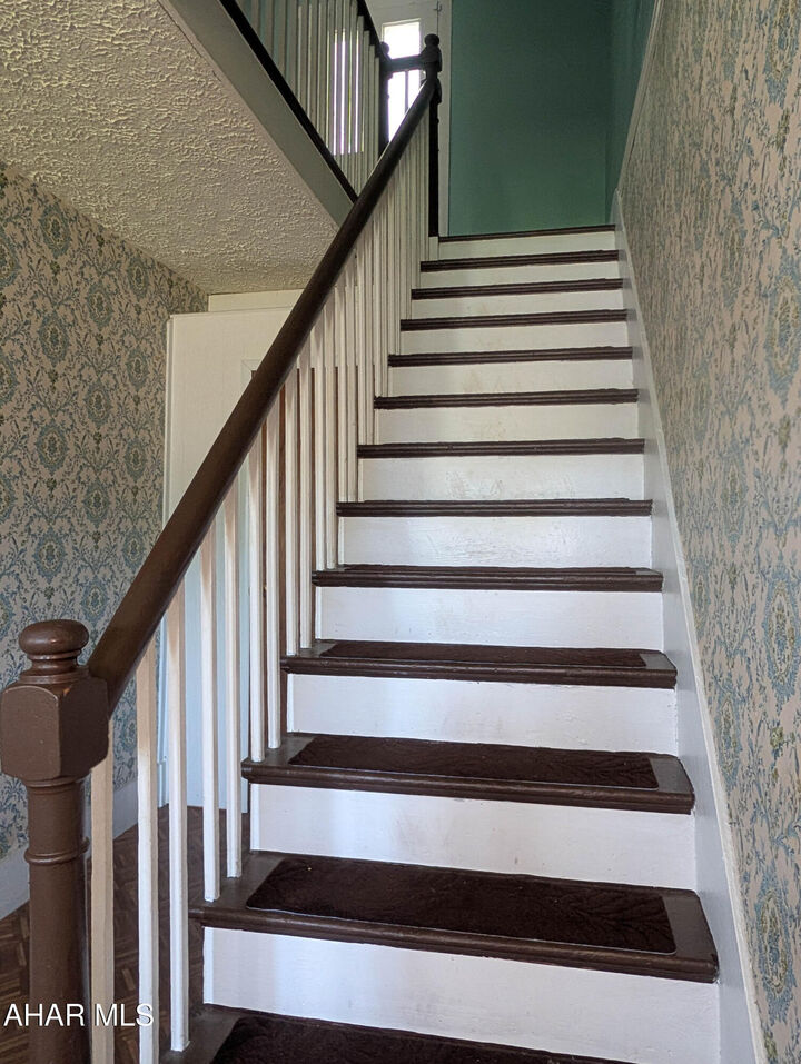 Property Photo:  9969 Lincoln Highway  PA 15537 