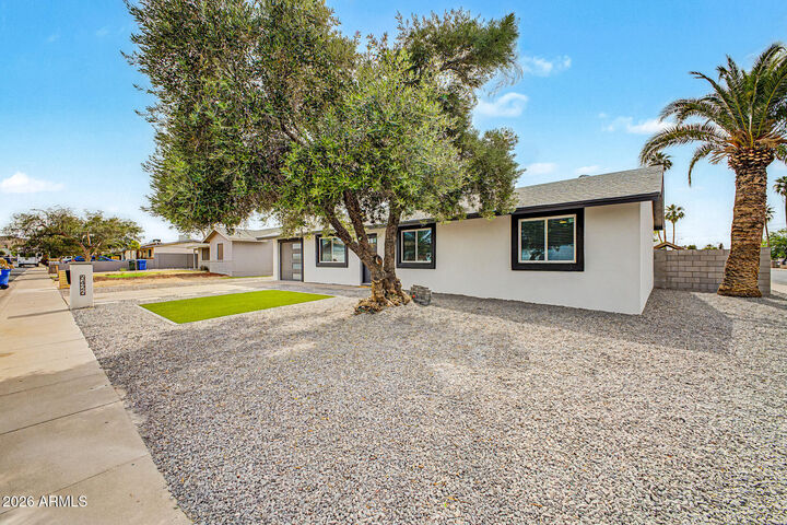Property Photo: 6426 S 47th Street AZ 85042