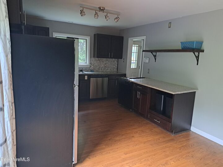 Property Photo:  290 Lenox Ave 1  MA 01201 