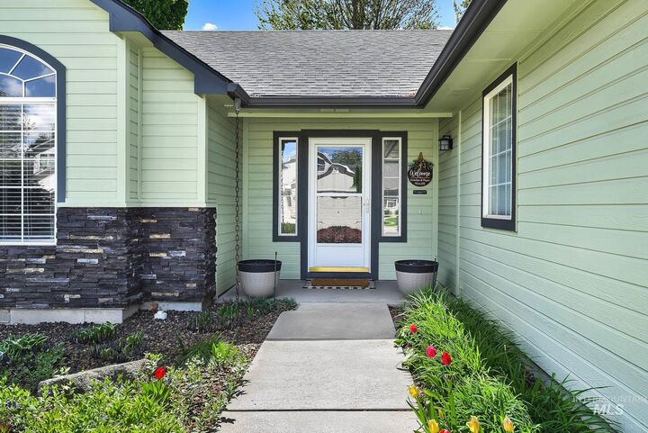 Property Photo:  11869 W Rader Drive  ID 83713 