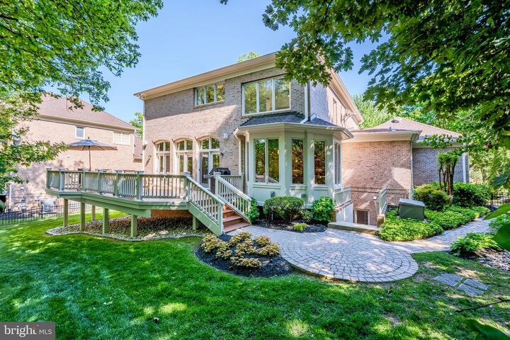 Property Photo:  11096 Whitstone Place  VA 20194 