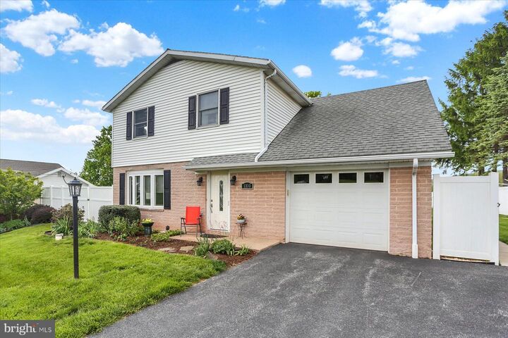 Property Photo:  1100 Butter Road  PA 17315 