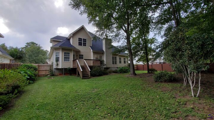 Property Photo:  526 Edgefield Way  GA 31210 
