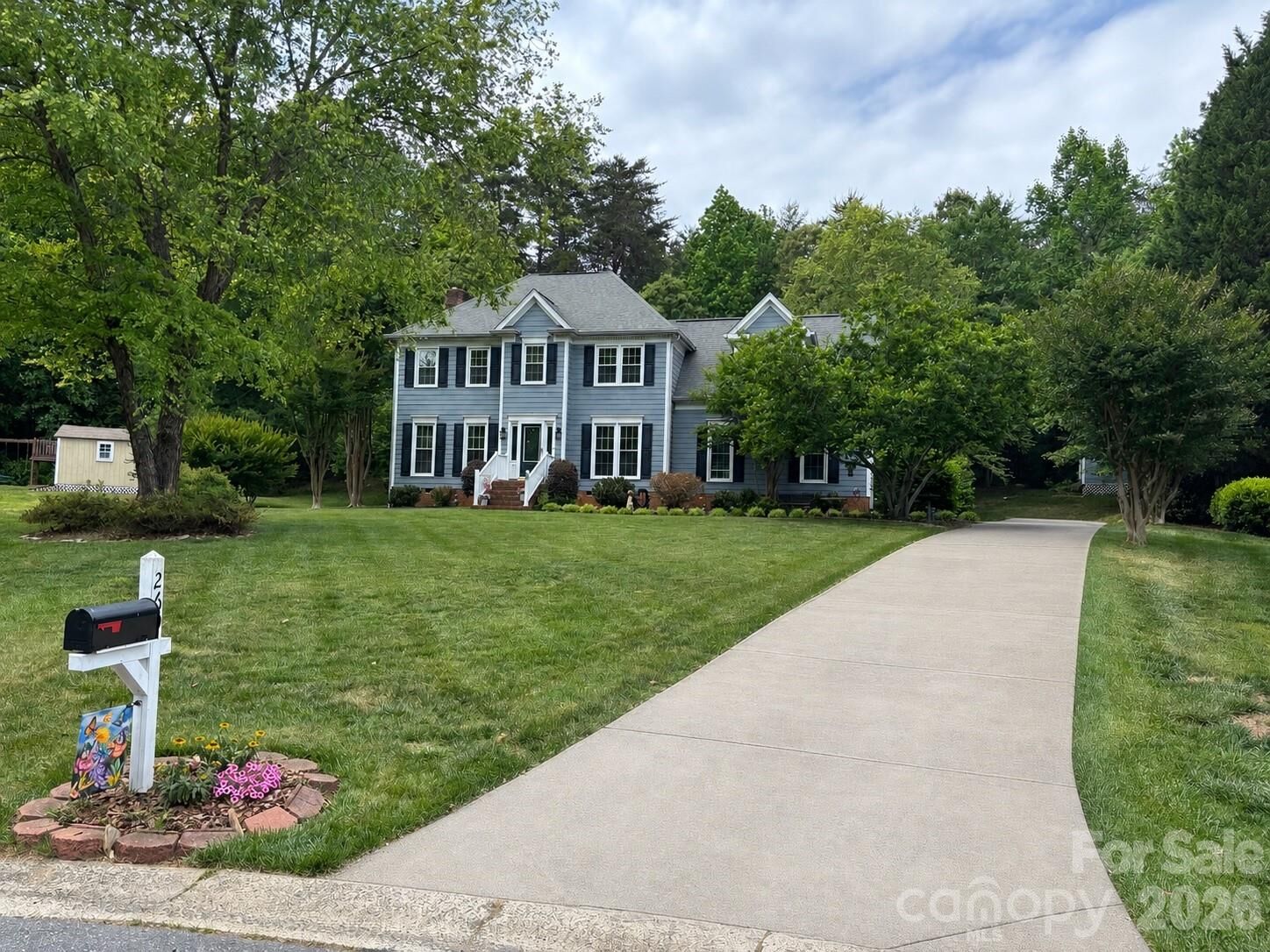 Property Photo:  269 Charter Oak Court  NC 28115 