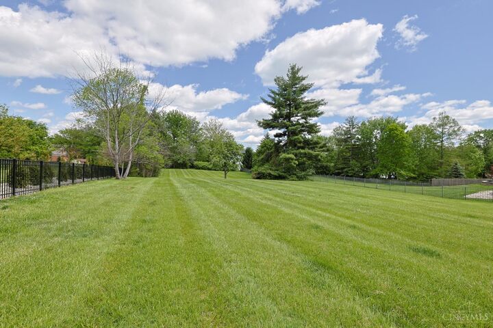 Property Photo:  10380 Deerfield  OH 45242 