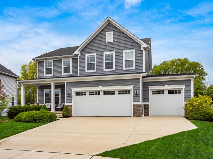 Property Photo:  1400 Redtop Court  OH 43040 