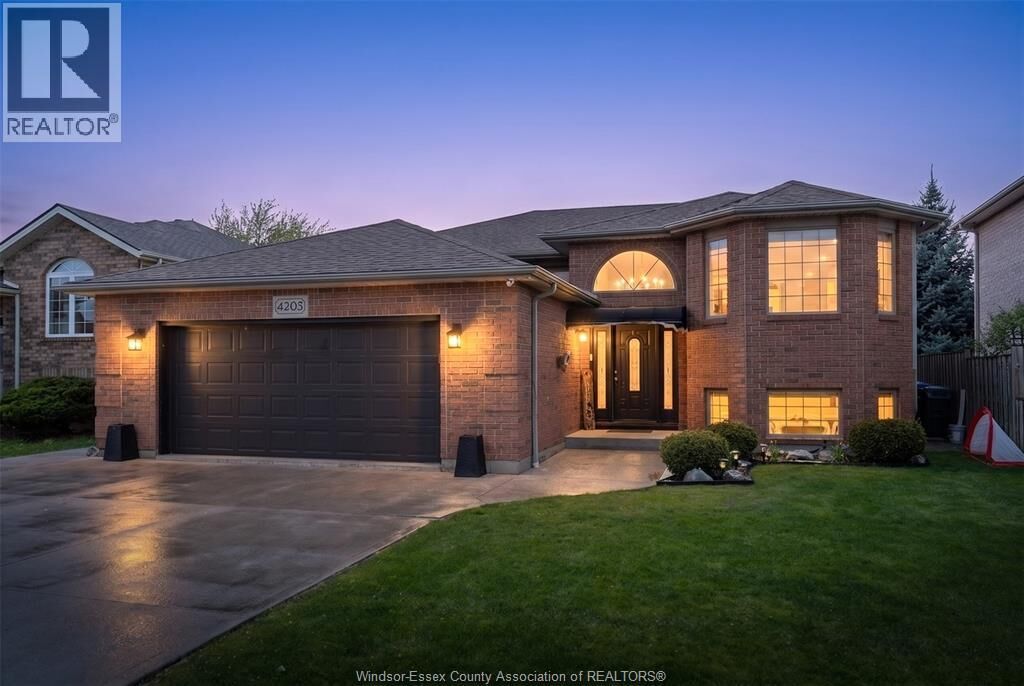 Property Photo:  4205 Barton Crescent  ON N9G 2V5 