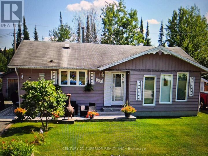 Property Photo: 54 Redwing Ave ON P0T 2C0