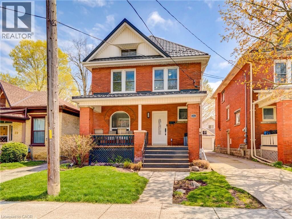 Photo de la propriété:  55 East Street  ON N5P 2R3 
