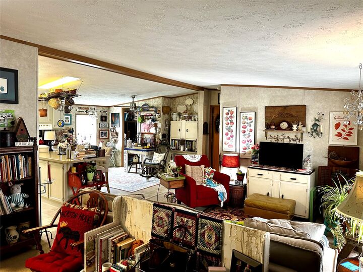 Property Photo:  163 Imperial Way  PA 16412 