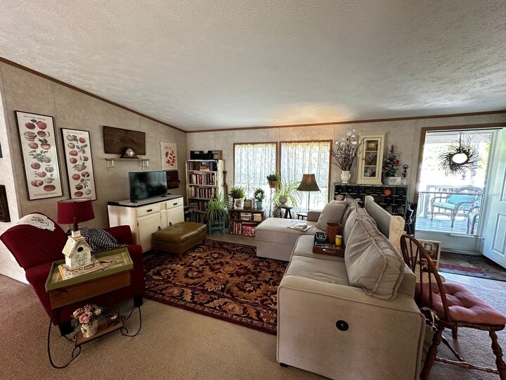 Property Photo:  163 Imperial Way  PA 16412 
