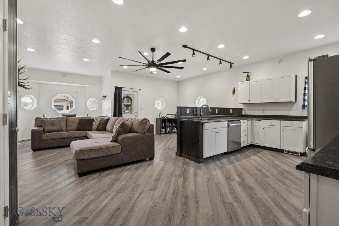 Property Photo:  1256 E 2nd Street  MT 59701 