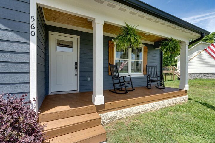 Property Photo:  560 Nickajack Circle  TN 37347 