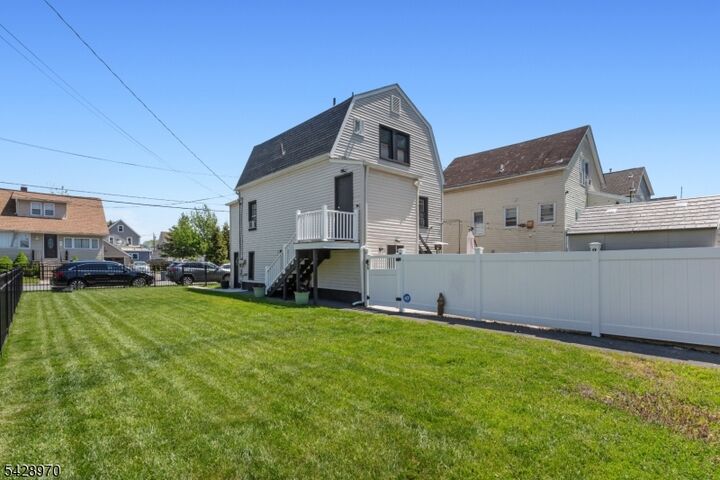 Property Photo:  47 Van Pelt Pl  NJ 07424 