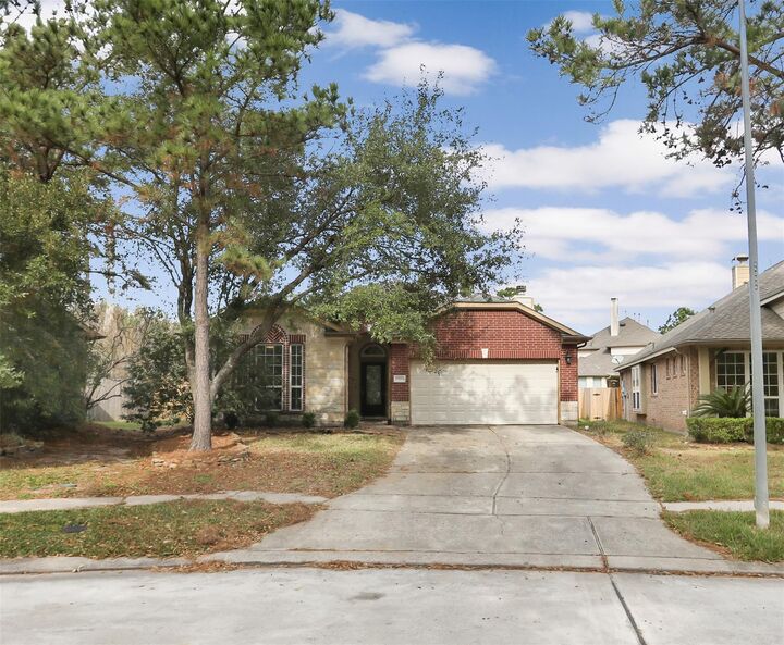 Property Photo: 17110 Tupelo Garden Circle TX 77346