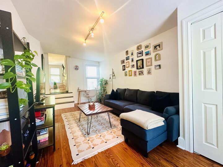 Property Photo:  235 Montgomery St 2  NJ 07302-3632 