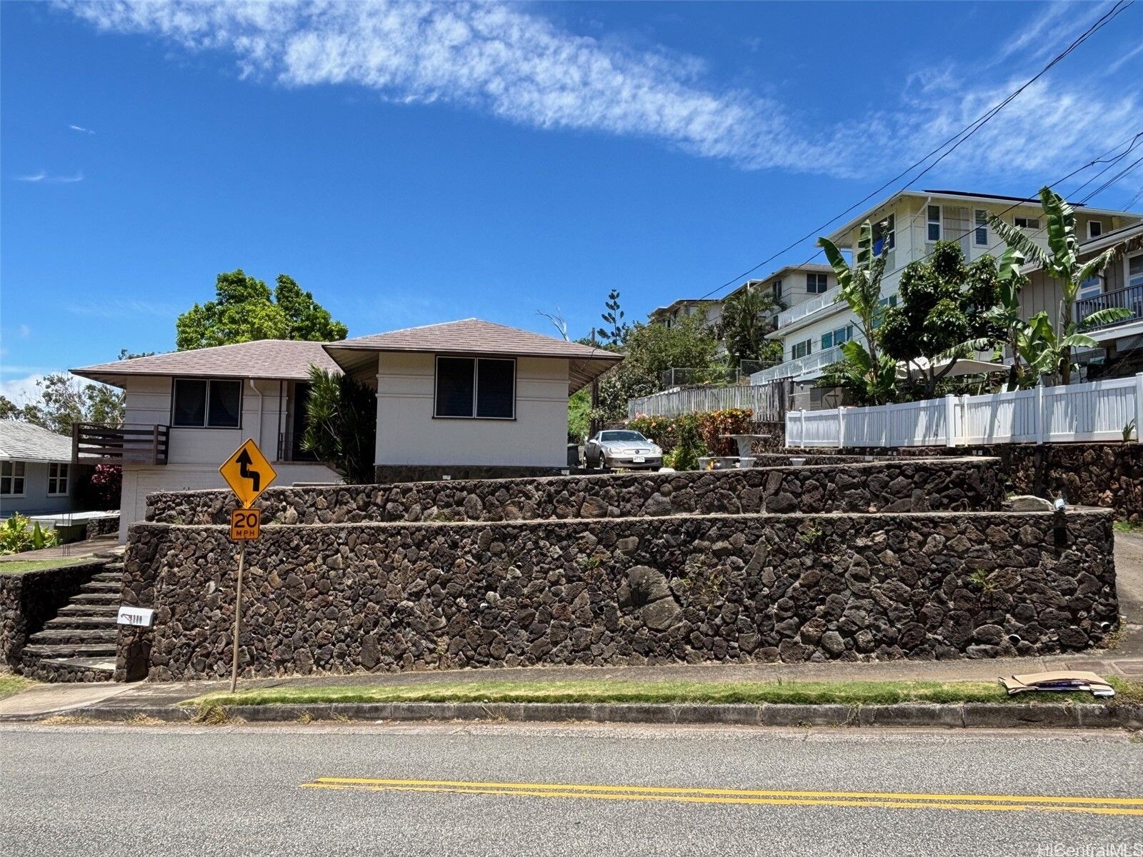 Property Photo:  1356 Mamalu Street  HI 96817 