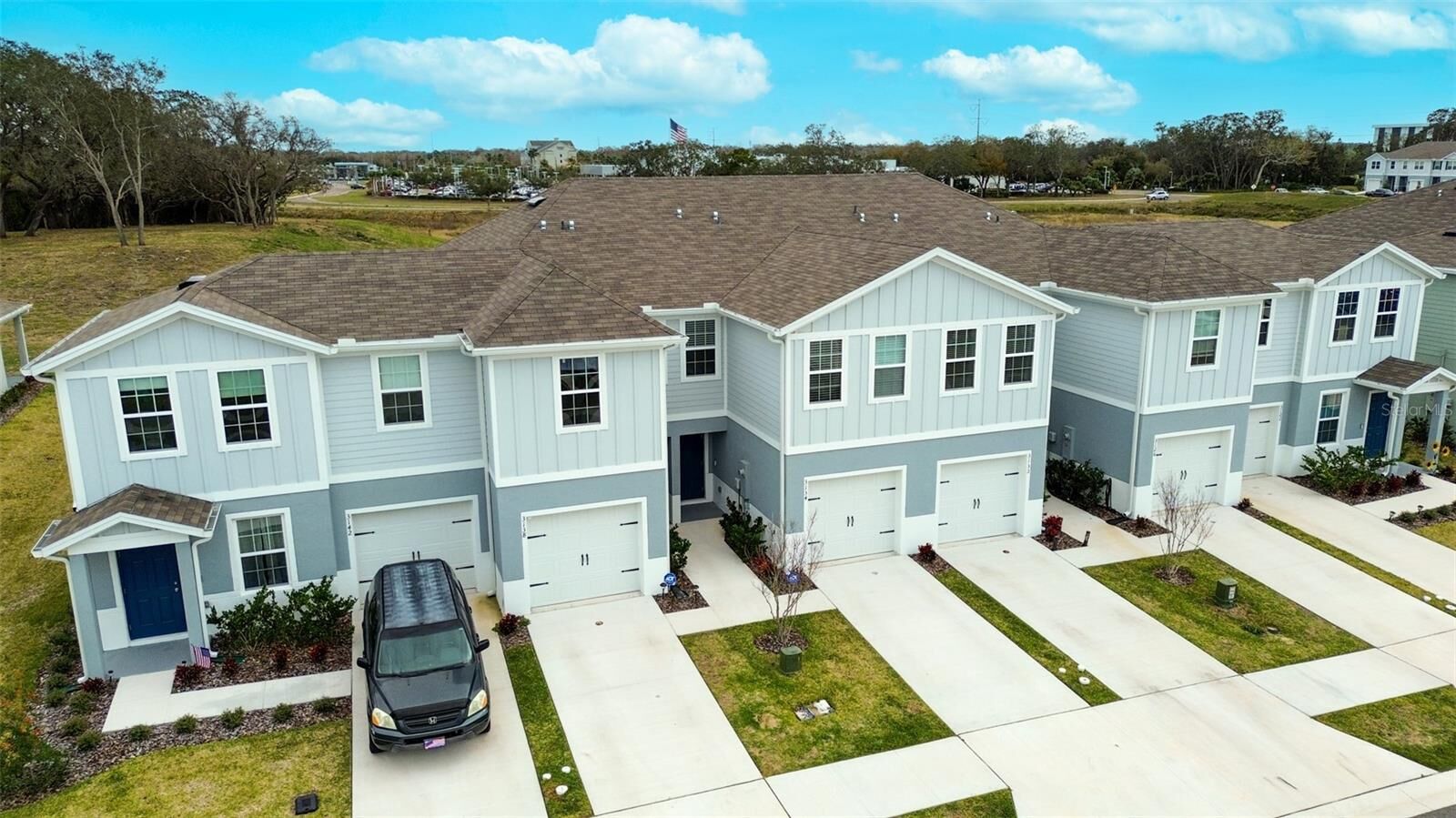 Property Photo:  3138 Victoria Inlet Drive  FL 34691 