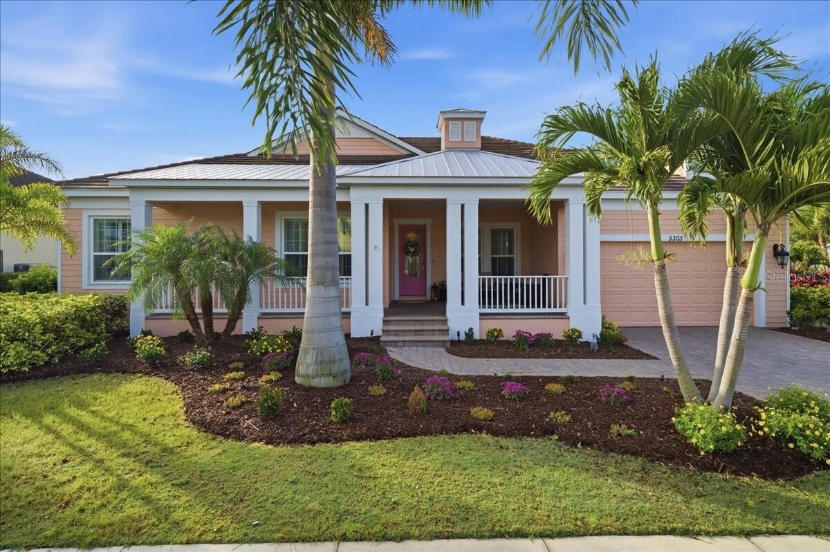 Property Photo: 5303 Fishersound Lane FL 33572