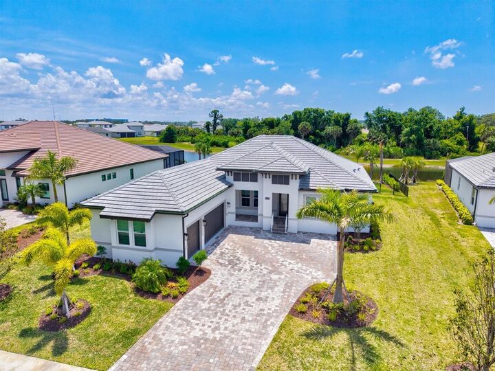 Property Photo:  1154 Kings Way Drive  FL 34275 