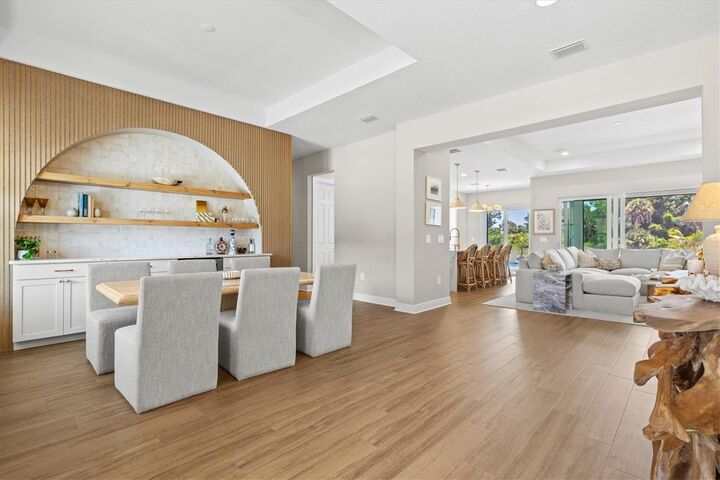 Property Photo:  1154 Kings Way Drive  FL 34275 