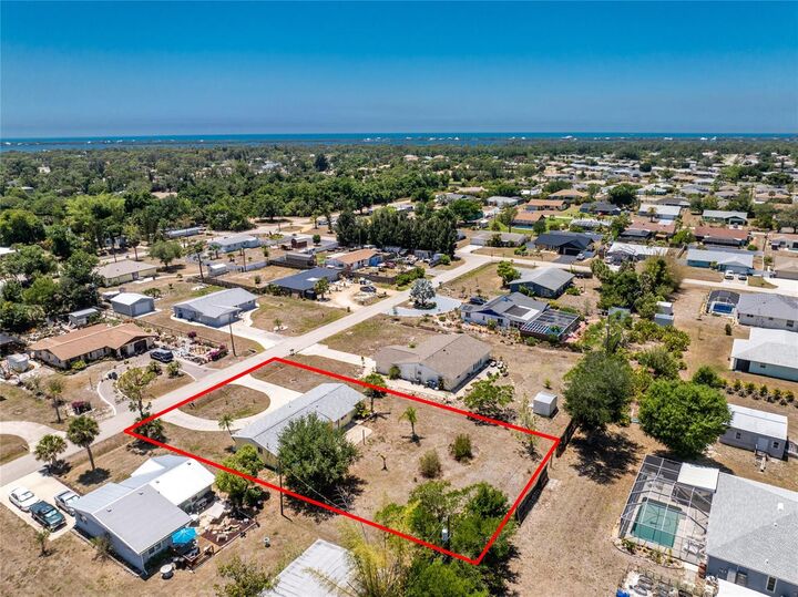 Property Photo: 650 Leach Street FL 34223