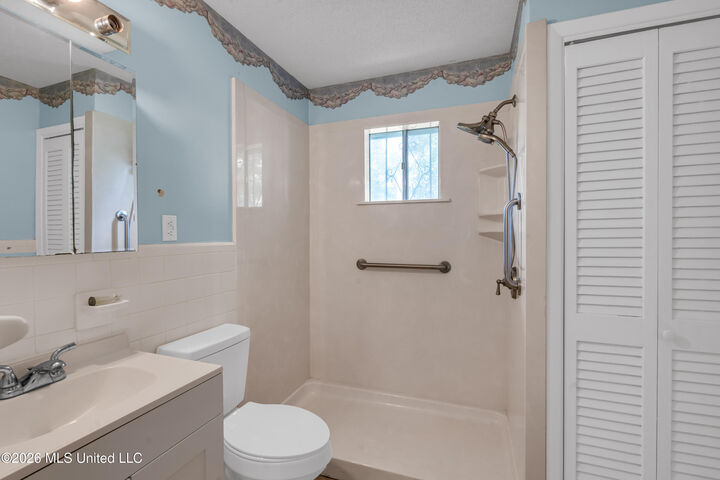 Property Photo:  386 Lameuse Street  MS 39530 