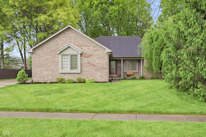 Property Photo:  5475 Steven Drive  IN 46142 