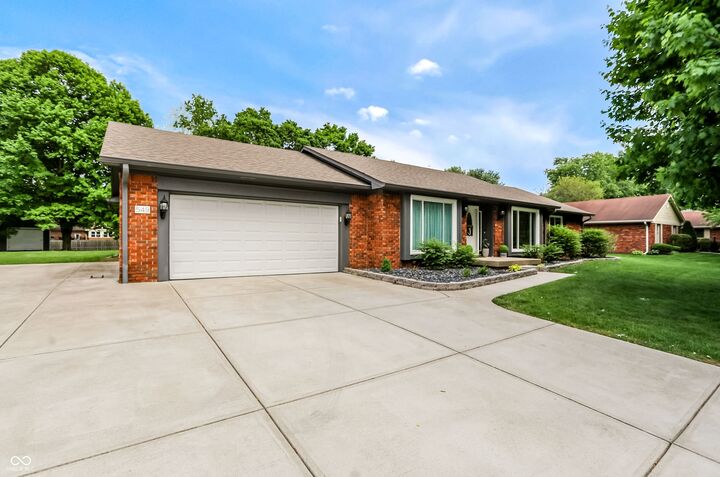 Property Photo:  549 Macy Way  IN 46142 