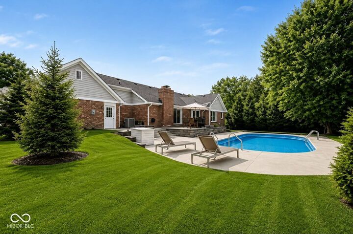 Property Photo: 220 Governors Lane IN 46077