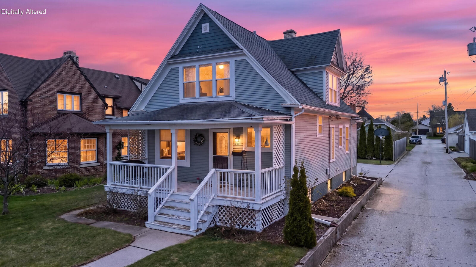 Property Photo: 321 Bell Ave WI 53083
