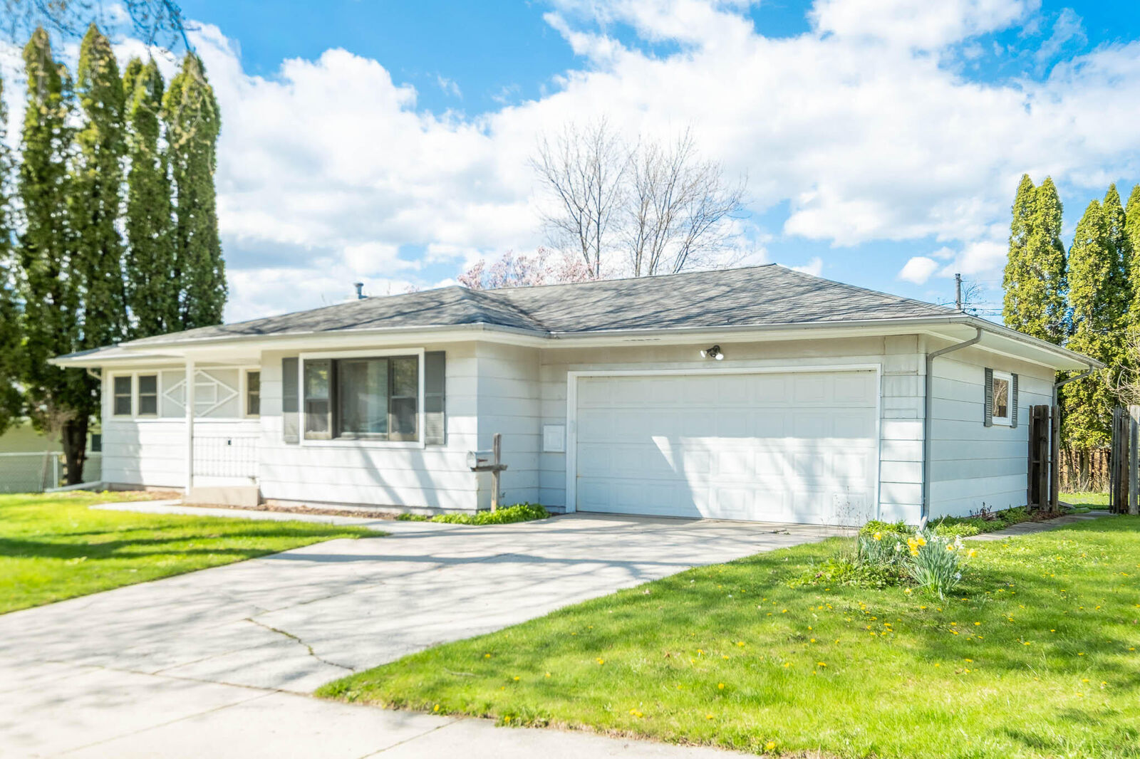 Property Photo:  2708 Pershing Ave  WI 53083 