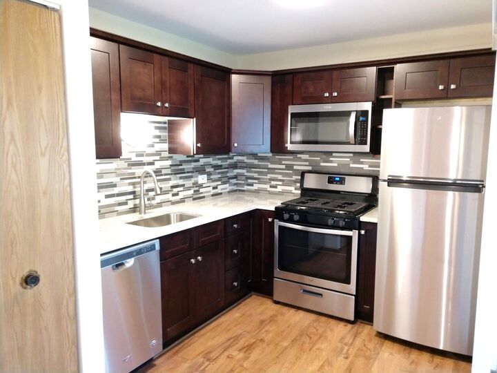 Property Photo:  15 Gant Circle C  IL 60107 