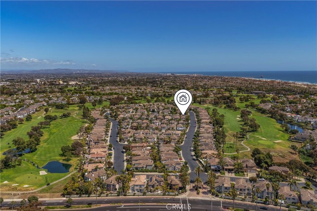 Property Photo:  19076 Stonehurst  CA 92648 
