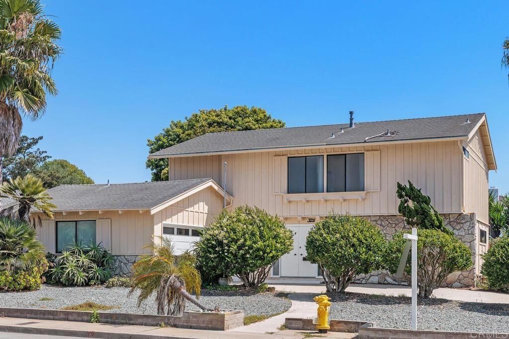 Property Photo:  3211 Mercer Lane  CA 92122 