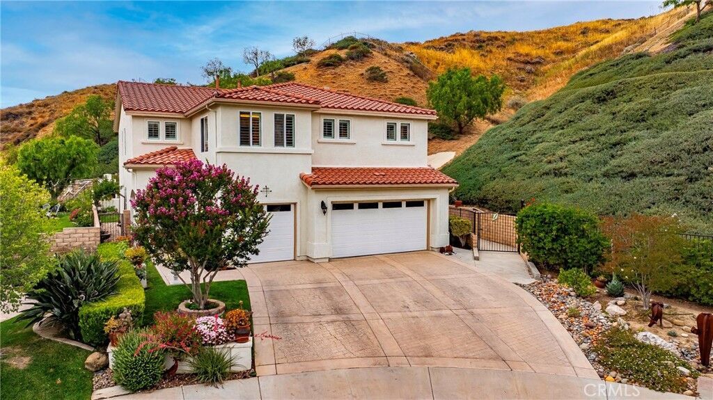 Property Photo:  29161 Harmony Way  CA 91390 