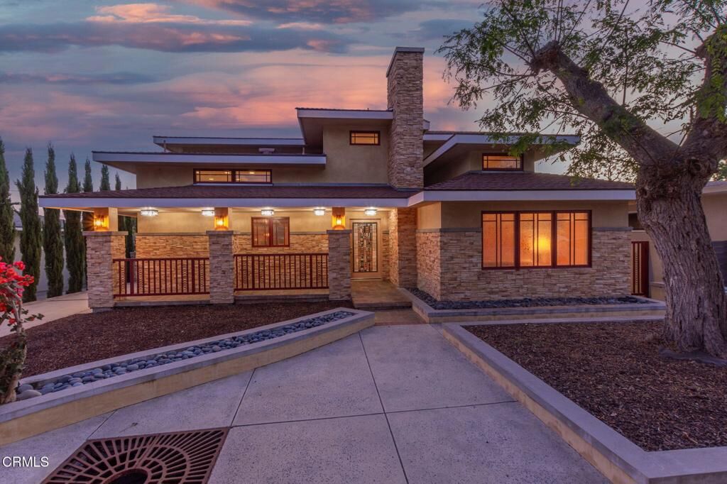Property Photo:  251 Palomares Avenue  CA 93003 