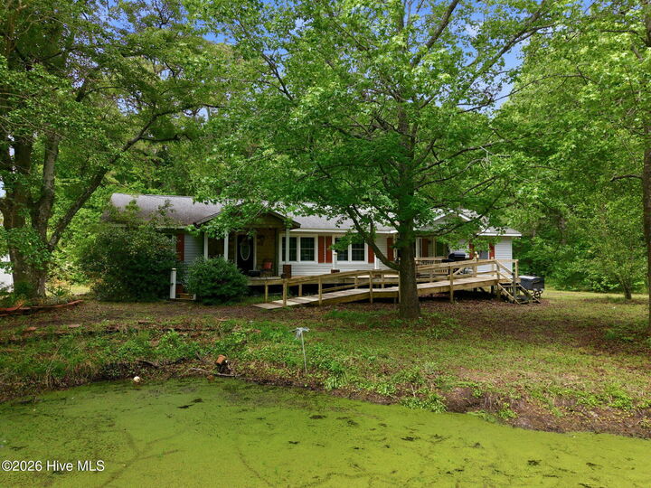 Property Photo:  104 Old River Road  NC 28516 