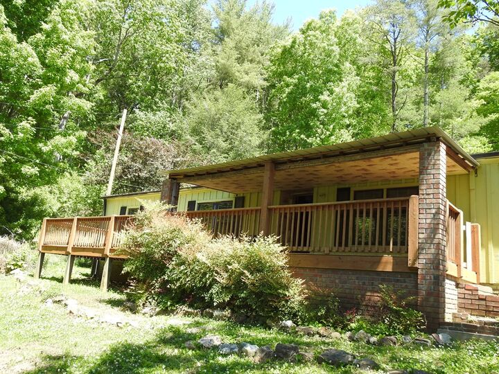 Property Photo:  9503 Tails Creek Road  GA 30540 