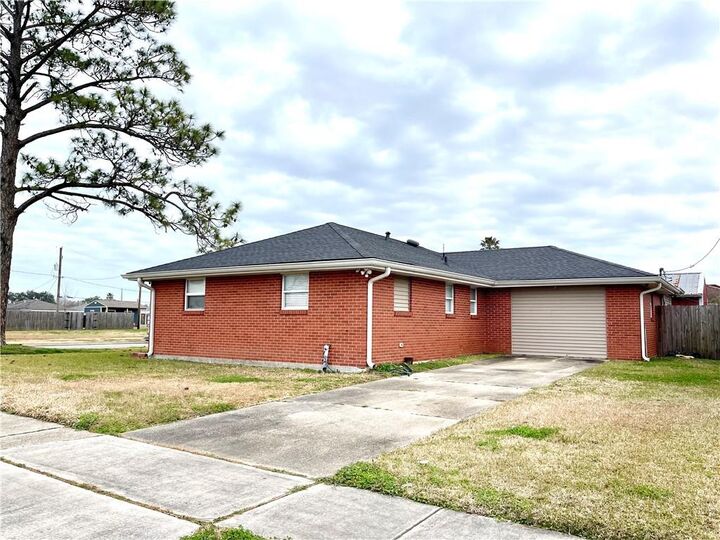 Property Photo:  10002 Claiborne Street  LA 70092 