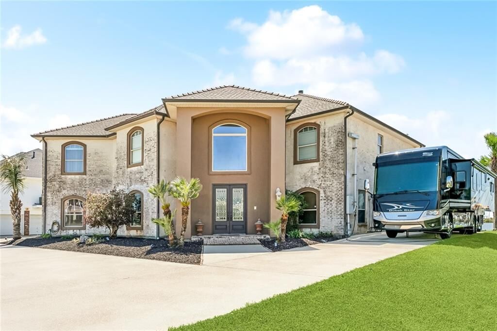 Property Photo:  121 Marlin Drive  LA 70461 