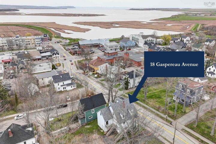 Property Photo: 18 Gaspereau Avenue NS B4P 2C4