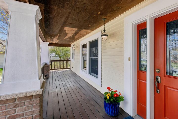 Property Photo:  914 Quail Pass  MN 55313 
