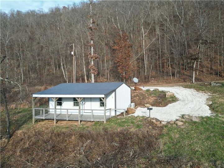 Property Photo:  3051 Nc 8401  AR 72641 