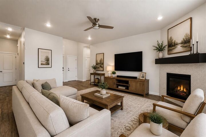 Property Photo:  15920 Capri Lane  OK 73013 