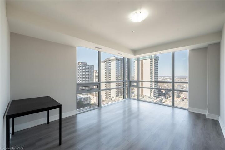 Property Photo: 150 Main Street W Ph3 ON L8P 1H8