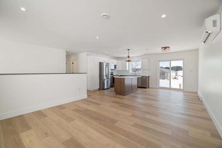 Property Photo:  40 Rainbow Drive  PE C1B 3C5 