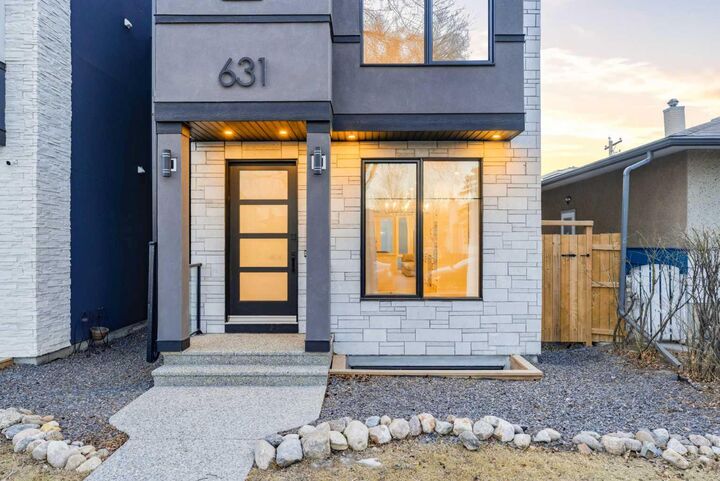Property Photo:  631 55 Avenue SW  AB T2V 0G2 